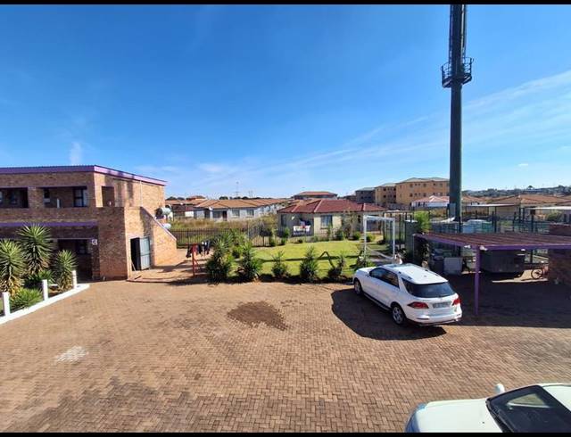 0 BEDROOM COMPLEX FOR SALE IN VANDERBIJLPARK SE 7